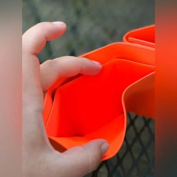 Balenciaga Vibrant Orange Pebbled Leather wallet - Picture 9 of 10